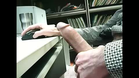 01quebecboy69 online show from February 20, 2025, 9:20 pm