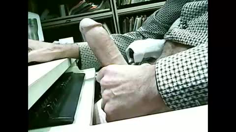 01quebecboy69 online show from October 22, 2025, 2:50 pm