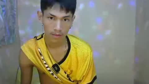 Snapshot of 0cir_asiansatisfy chatting on December 6, 2024, 8:18 pm RICK online show from December 6, 2024, 8:18 pm