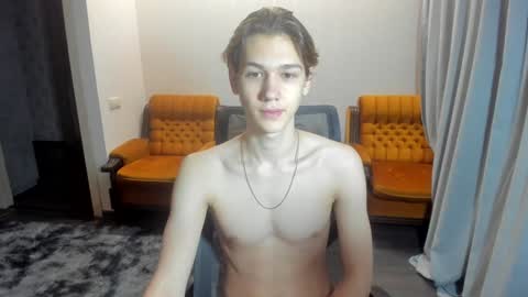 Snapshot of 0verlandd chatting on January 22, 2025, 4:44 pm Adam online show from January 22, 2025, 4:44 pm