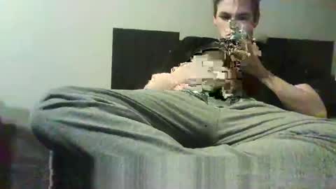 Snapshot of 12curty chatting on February 22, 2025, 9:37 pm 12curty online show from February 22, 2025, 9:37 pm