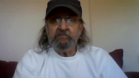 Snapshot of 1valentine chatting on February 6, 2025, 10:10 pm 1valentine online show from February 6, 2025, 10:10 pm