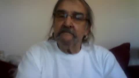 Snapshot of 1valentine chatting on October 4, 2025, 3:43 pm 1valentine online show from October 4, 2025, 3:43 pm