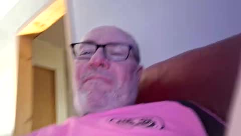 Snapshot of 211scudder chatting on October 27, 2025, 5:50 pm 211skoosh online show from October 27, 2025, 5:50 pm