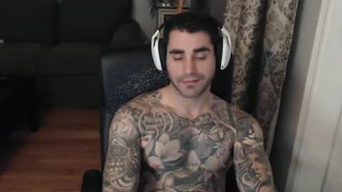 Snapshot of 420randomguy chatting on October 29, 2025, 12:02 am Anomander Rake online show from October 29, 2025, 12:02 am