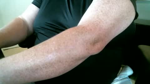 Snapshot of 4bgdaddyks chatting on October 2, 2025, 1:51 pm 4bgdaddyks online show from October 2, 2025, 1:51 pm