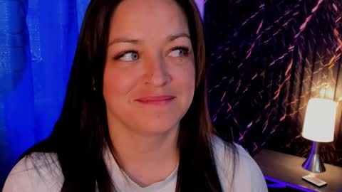 Snapshot of 4ngel_greey chatting on October 29, 2025, 9:27 pm ... .     Angel     . ... online show from October 29, 2025, 9:27 pm