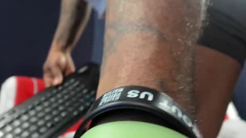 Tettaz GetitJusy4ya online show from December 8, 2024, 3:21 am