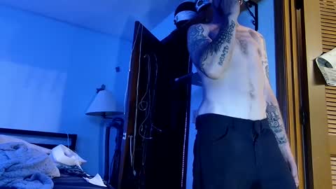 Snapshot of 9_25 chatting on December 24, 2024, 9:33 pm 8over6 online show from December 24, 2024, 9:33 pm