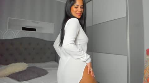 Snapshot of _adelle chatting on January 13, 2025, 6:16 am Adelle online show from January 13, 2025, 6:16 am