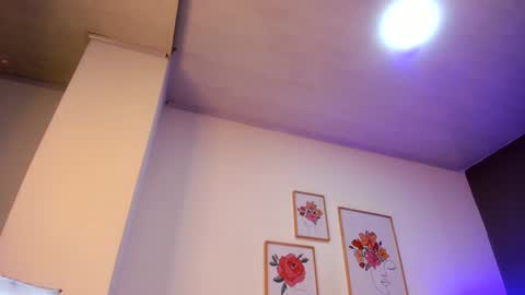  Alice  online show from January 15, 2025, 7:44 pm