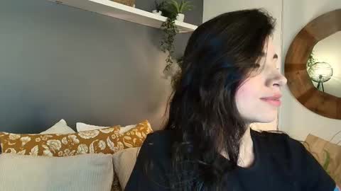  Alice  online show from February 13, 2025, 10:00 pm