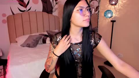 Allondra  online show from January 27, 2025, 1:37 am