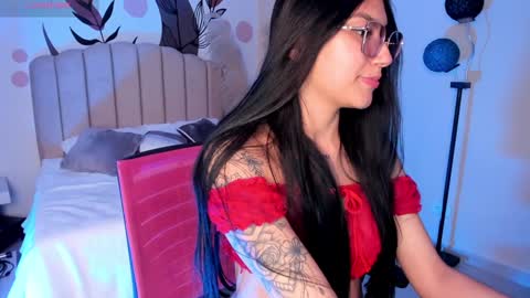 Allondra  online show from February 5, 2025, 1:04 am