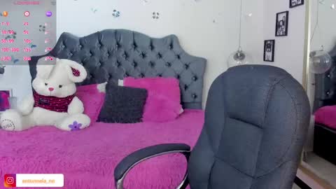 Snapshot of _antonnela_ chatting on March 4, 2025, 1:38 pm antonnela online show from March 4, 2025, 1:38 pm