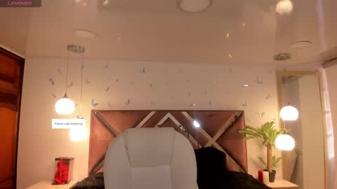 Snapshot of _antonnela_ chatting on September 20, 2025, 1:34 pm antonnela online show from September 20, 2025, 1:34 pm
