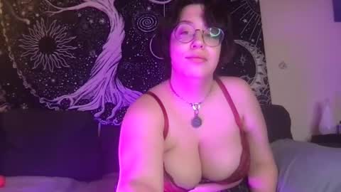 Snapshot of _bandit_b0y chatting on February 7, 2025, 2:40 am bandit online show from February 7, 2025, 2:40 am