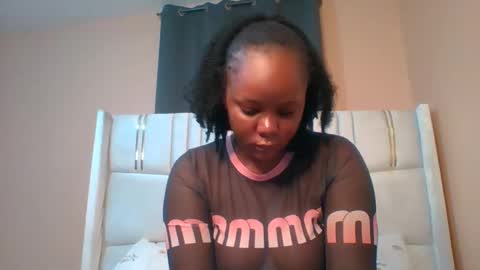 Snapshot of _barbieboss_ chatting on November 19, 2025, 1:00 pm _barbieboss_ online show from November 19, 2025, 1:00 pm