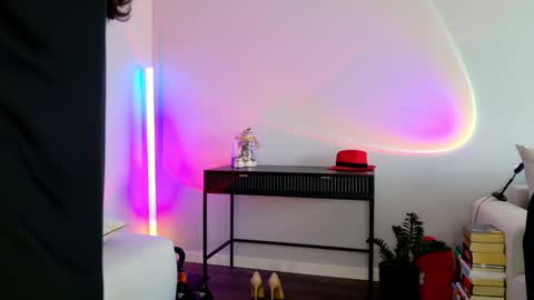 Carol  online show from January 24, 2025, 10:43 am