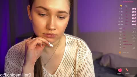 Snapshot of _chloe_miller_ chatting on December 23, 2024, 6:11 am _chloe_miller_ online show from December 23, 2024, 6:11 am
