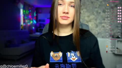 Snapshot of _chloe_miller_ chatting on January 8, 2025, 8:06 am _chloe_miller_ online show from January 8, 2025, 8:06 am
