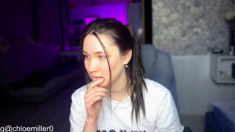 Snapshot of _chloe_miller_ chatting on February 1, 2025, 1:55 am _chloe_miller_ online show from February 1, 2025, 1:55 am