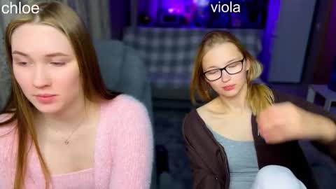 Snapshot of _chloe_miller_ chatting on October 6, 2025, 7:44 pm _chloe_miller_ online show from October 6, 2025, 7:44 pm