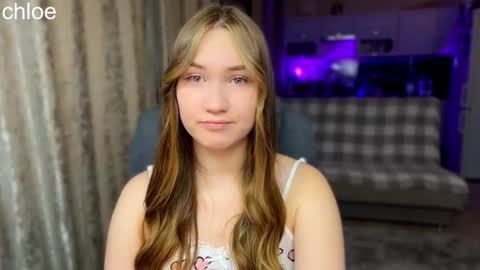 Snapshot of _chloe_miller_ chatting on October 15, 2025, 7:14 pm _chloe_miller_ online show from October 15, 2025, 7:14 pm