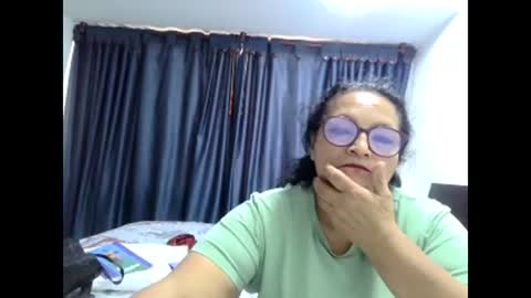 Snapshot of _cristal15 chatting on November 13, 2025, 7:02 pm _cristal15 online show from November 13, 2025, 7:02 pm