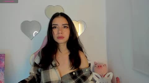 _cute_isabella_ online show from January 11, 2025, 2:09 am