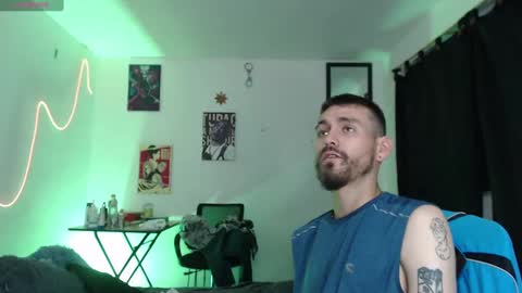 Snapshot of _delacruz911_ chatting on January 8, 2025, 3:29 am delacruz online show from January 8, 2025, 3:29 am