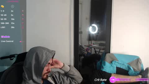 Snapshot of _delacruz911_ chatting on February 14, 2025, 8:37 pm delacruz online show from February 14, 2025, 8:37 pm