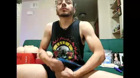 Snapshot of _drew__ chatting on February 25, 2025, 12:14 am _drew__ online show from February 25, 2025, 12:14 am