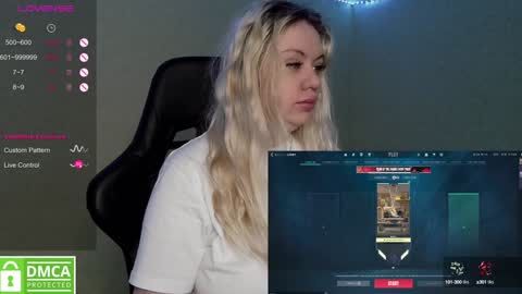 Snapshot of _elven_dreams__ chatting on February 6, 2025, 2:22 am chloue and Gretta online show from February 6, 2025, 2:22 am