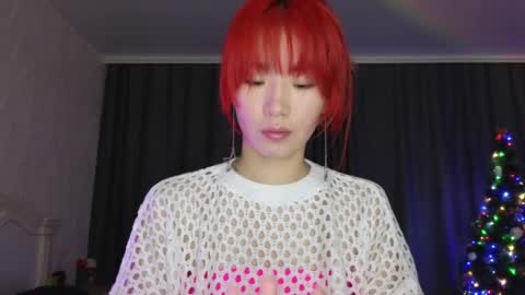 EveEva online show from December 16, 2024, 8:31 am