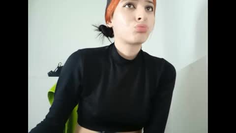 Snapshot of _genesid_dixton chatting on December 4, 2024, 9:46 pm Mia-foster online show from December 4, 2024, 9:46 pm