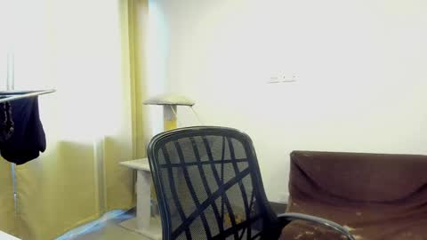 _giaa_ online show from January 24, 2025, 8:54 pm