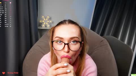 Snapshot of _healing_hottie_ chatting on December 11, 2024, 10:06 pm Veronica online show from December 11, 2024, 10:06 pm