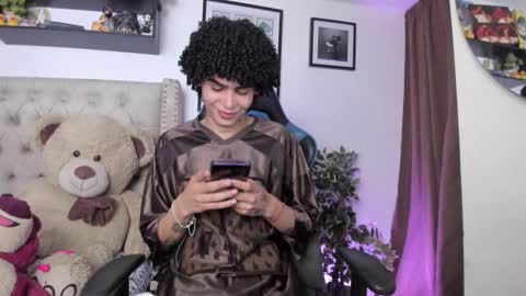 Snapshot of _jaay77 chatting on December 11, 2024, 9:45 pm Jay online show from December 11, 2024, 9:45 pm