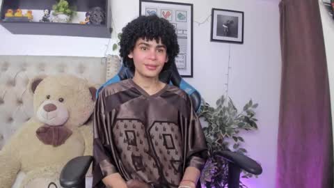 Snapshot of _jaay77 chatting on December 24, 2024, 9:44 pm Jay online show from December 24, 2024, 9:44 pm