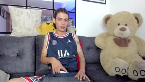 Snapshot of _jaay77 chatting on January 13, 2025, 4:08 pm Jay online show from January 13, 2025, 4:08 pm