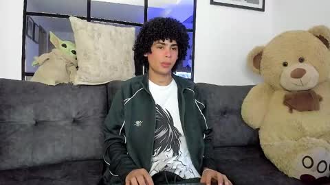 Snapshot of _jaay77 chatting on January 17, 2025, 5:19 pm Jay online show from January 17, 2025, 5:19 pm