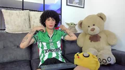 Snapshot of _jaay77 chatting on January 19, 2025, 6:21 pm Jay online show from January 19, 2025, 6:21 pm