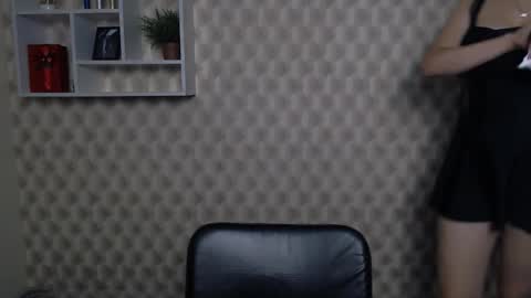 Snapshot of _julianaini_ chatting on September 19, 2025, 5:20 am Jolia online show from September 19, 2025, 5:20 am