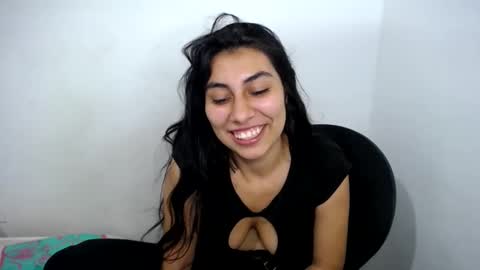 Snapshot of _katerin_love chatting on December 17, 2024, 11:49 pm kateryn online show from December 17, 2024, 11:49 pm