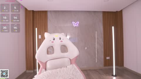 Snapshot of _kath8 chatting on January 8, 2025, 5:37 am --- online show from January 8, 2025, 5:37 am