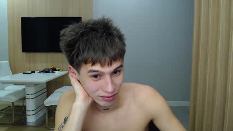 Snapshot of _kurt chatting on December 6, 2024, 11:14 pm Kurt online show from December 6, 2024, 11:14 pm