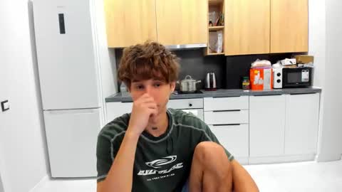 Snapshot of _kurt chatting on September 9, 2025, 6:40 pm Kurt online show from September 9, 2025, 6:40 pm