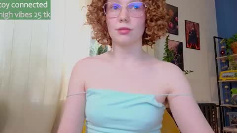 Snapshot of _lightmyfire chatting on March 10, 2025, 6:27 am Salome   Lovense always on from 5 tk   My content and your custom requests  online show from March 10, 2025, 6:27 am