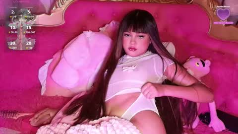 _little_glrl_ online show from September 23, 2025, 7:11 am